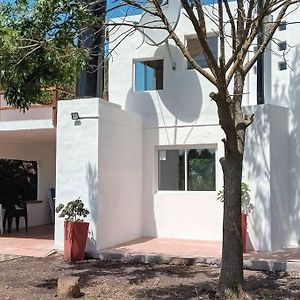 Hermosa Casa De Campo A 100 Mts Del Mar